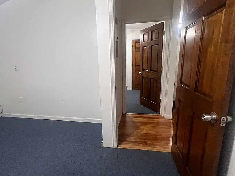 135-06 134th Pl #2 — Photo 3