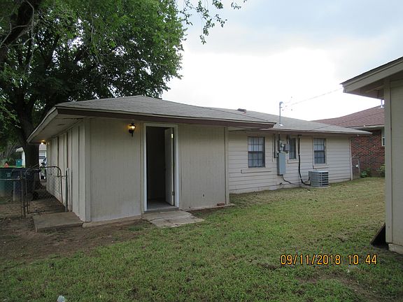 3rd image of 4421 N Terry Ave