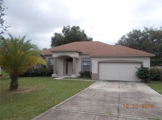 36423 Grand Island Oaks Cir, Grand Island, FL 32735