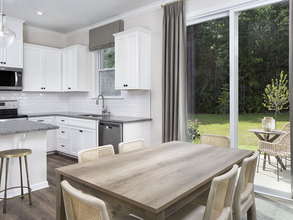 Photo representation of the Brooke model at Porter s Row. Colors, finishes and options will vary.