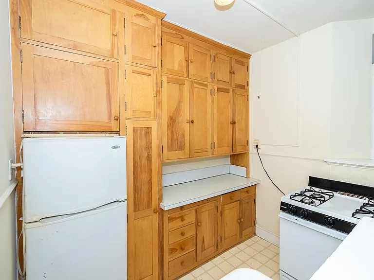 Santa Rosa Apartments — Photo 31