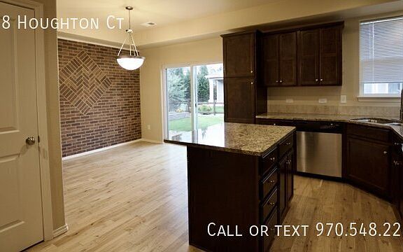 5th image of 438 Houghton Ct