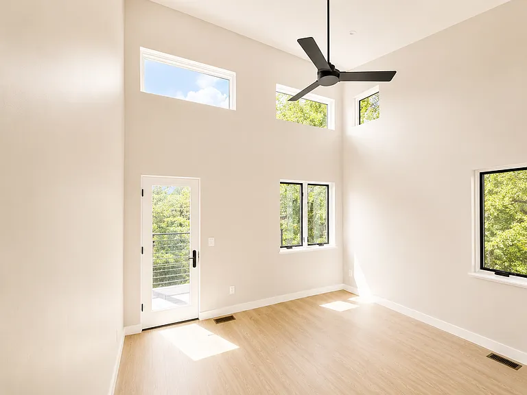 180 Mountain Shadows Dr — Photo 11