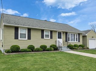 24 Dexter Street, Nashua, NH 03060