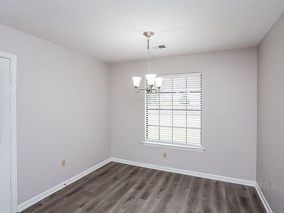 5th image of 7327 Mallard Creek Dr