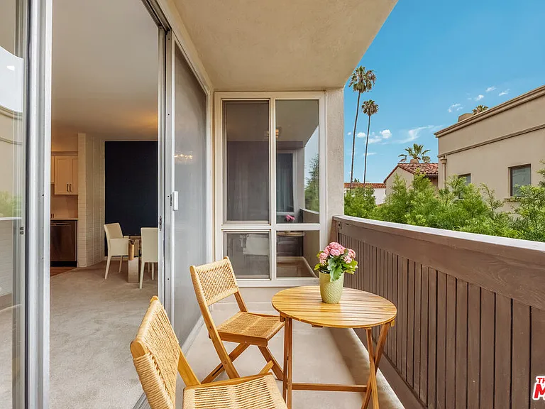 809 S Bundy Dr #205 — Photo 9