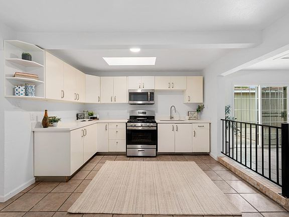 4th image of 428 Q St