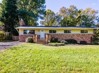 3405 Spring Lake Ter, Fairfax, VA 22030