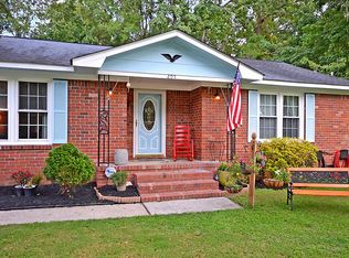 205 Columbia Dr, Ladson, SC 29456