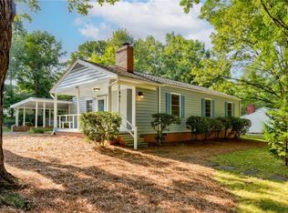 401 Lawndale Dr, Winston Salem, NC 27104