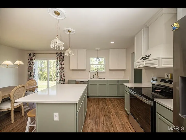 347 Cumberland Ct — Photo 14