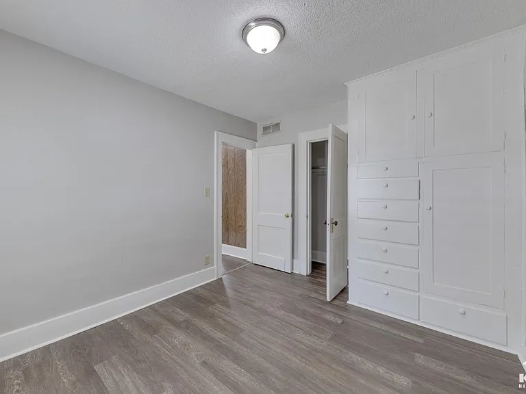 223 N Meridian Ave — Photo 10
