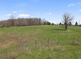 46742 E 192nd St, Richmond, MO 64085