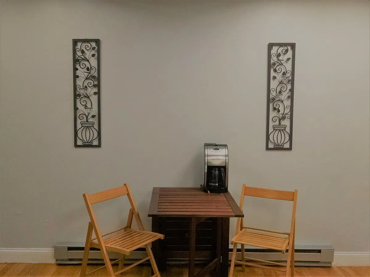 1 bed, 600 sqft, $1,050 — Photo 4