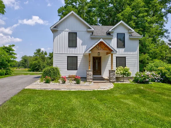 525 Locust Grove Rd, Greenfield Center, NY 12833