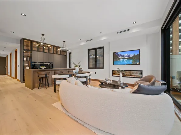 24 Bleecker Street image 1 of 24