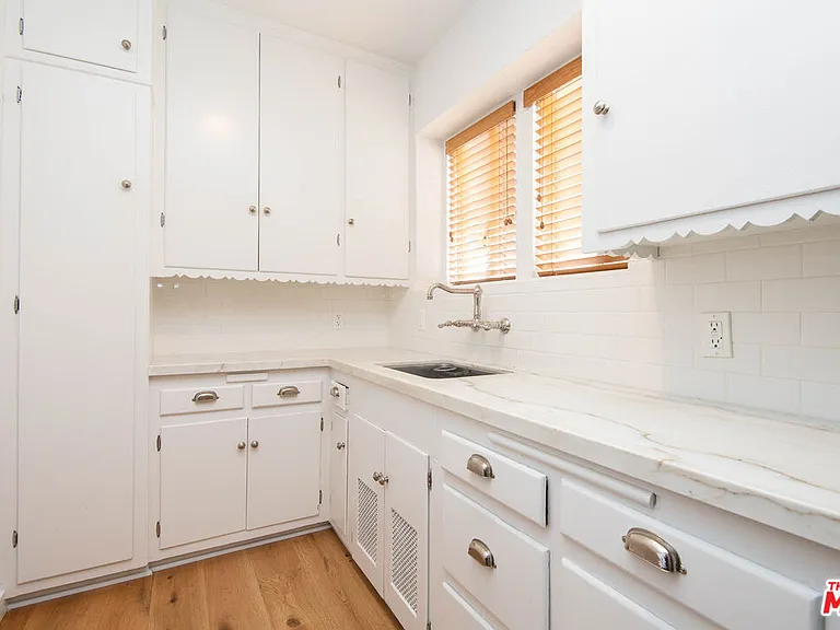 9025 Rangely Ave #9031 — Photo 1