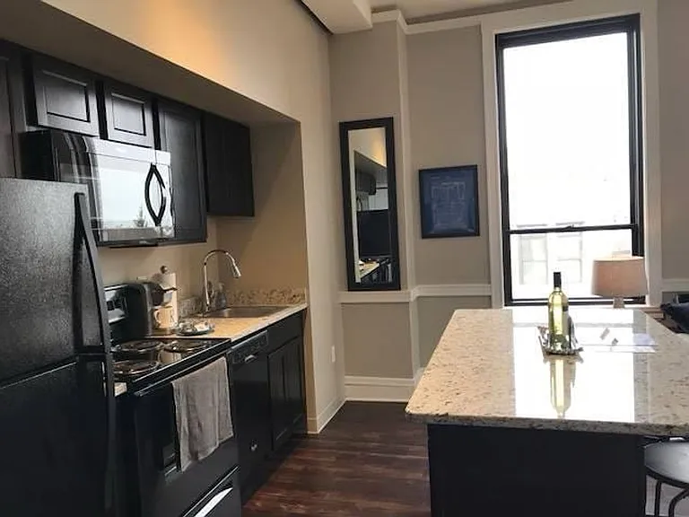 5&15 Apartments — Photo 10