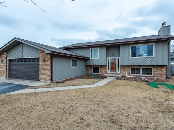 175 Meadow Vw, Antioch, IL 60002