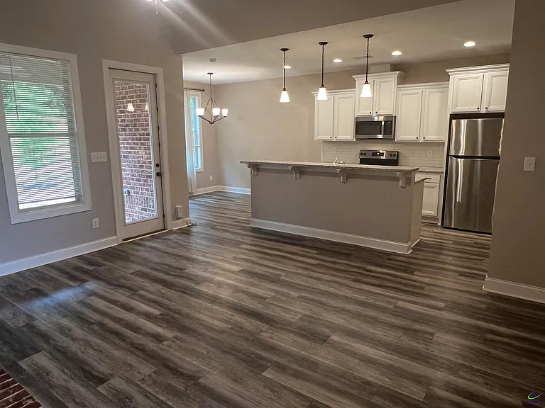 107 Gwendolyn Ave — Photo 5
