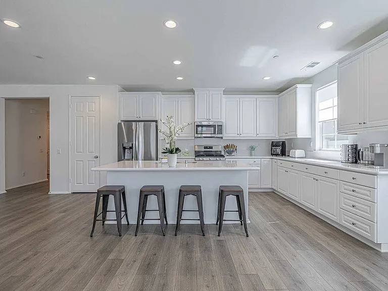 6127 W Avenue J9 — Photo 18
