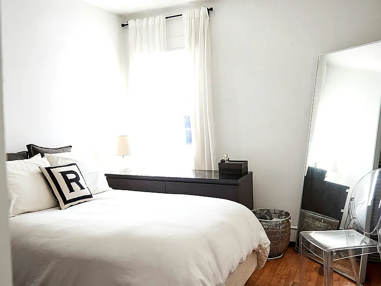 150 5th St #2 — Photo 4