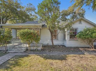 625 Florence St, Kerrville, TX 78028