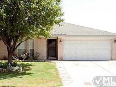 1805 Cedar Tree Dr, Fort Worth, TX, 76131