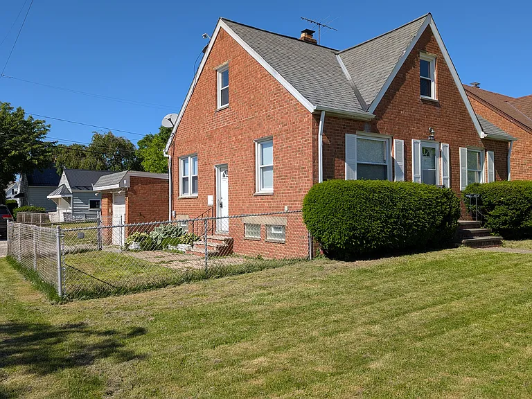 5914 Gerald Ave — Photo 1