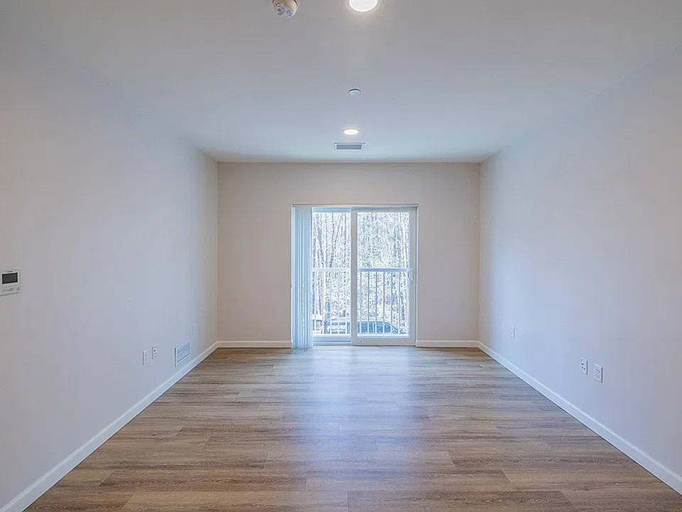 1 bed living room 2