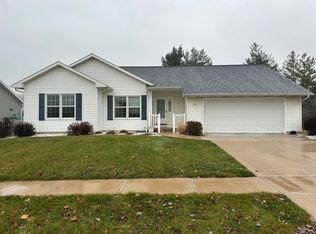 290 Partridge Ave, Marion, IA 52302
