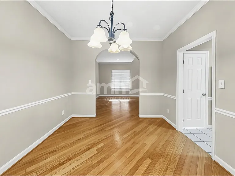 3520 Huntingridge Dr — Photo 5