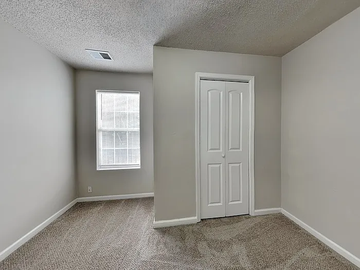 4145 Riverbank Ct — Photo 13