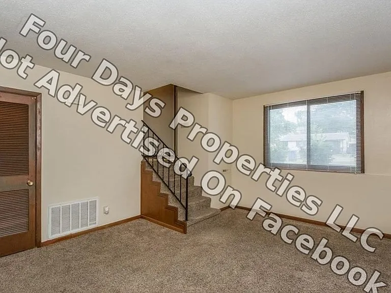 4421 S Union St — Photo 9