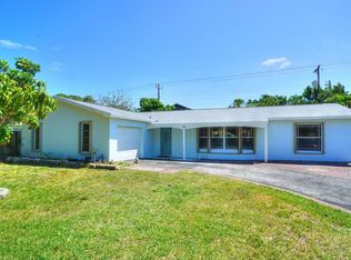 53 Willow Rd, Tequesta, FL 33469
