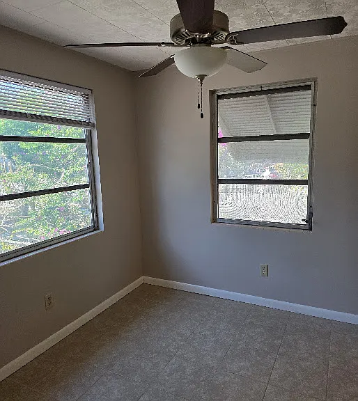 1453 Grove St — Photo 18