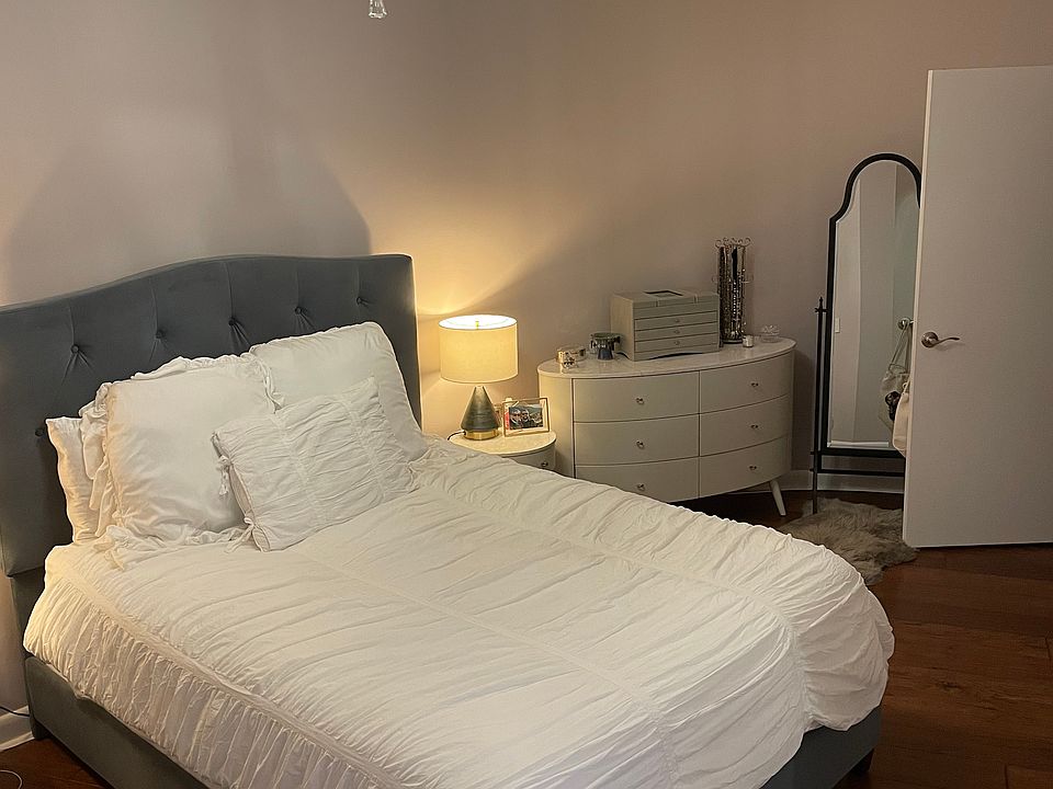 Large bedroom with walk-in closet.