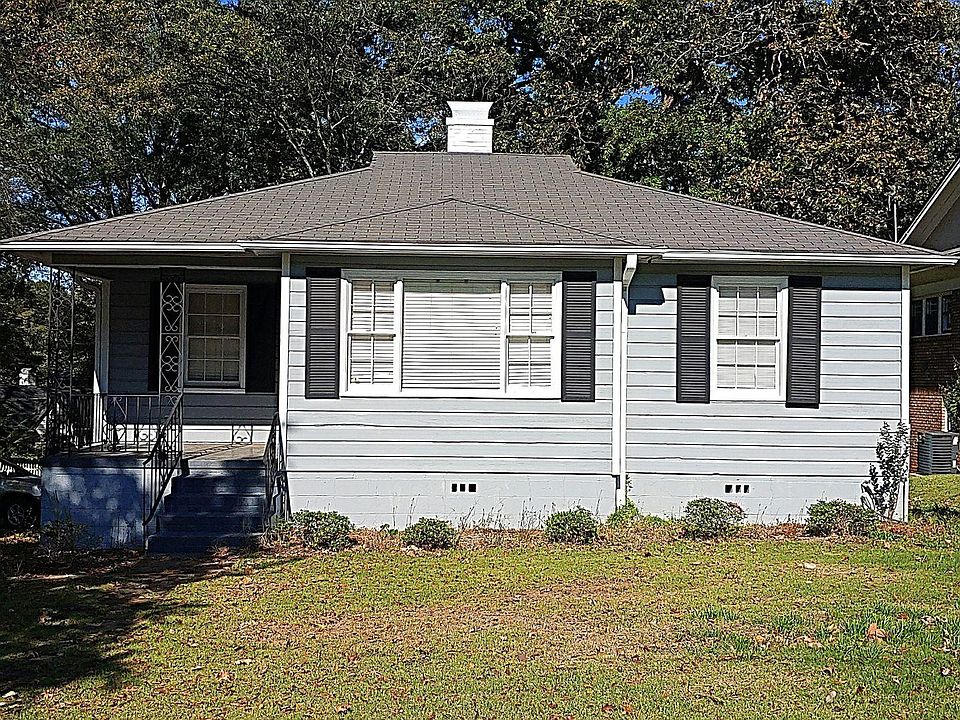 3 BR, 1 Bath cottage in the heart of Glen Iris.