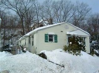 40 Progress St, Lincoln, RI 02865