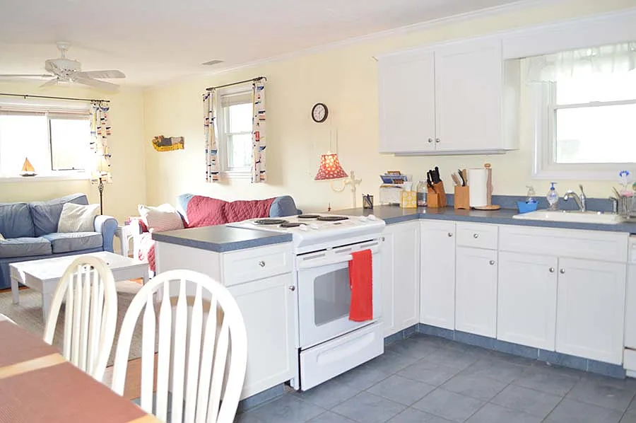 3 bed, 936 sqft, $2,850 — Photo 3