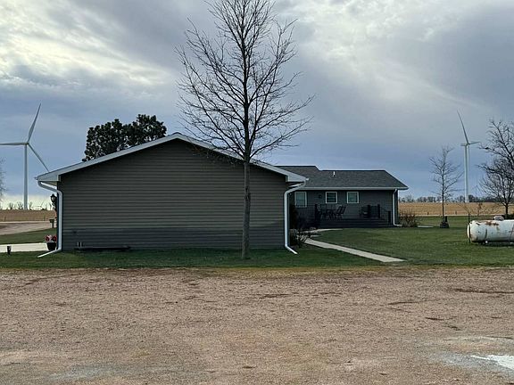 5th image of 52789 854th Rd