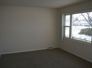 8048 20th Ave, Jenison, MI 49428