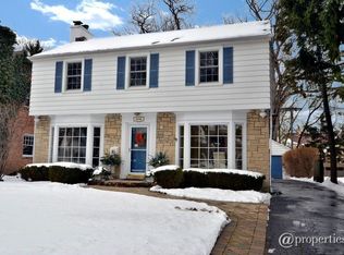 2236 Beechwood Ave, Wilmette, IL 60091