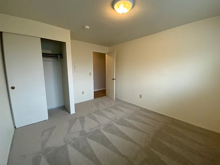 2405 Grand Ave #8 — Photo 9