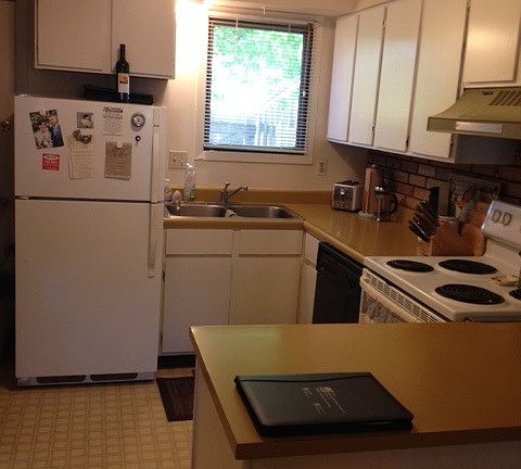 4th image of 3024 Ross Dr APT C18