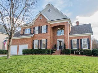 8509 Chatsworth Ln, Waxhaw, NC 28173
