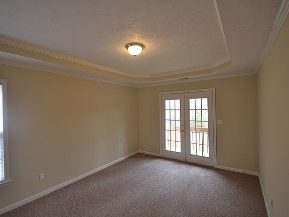 5th image of 2387 Corigan Cir NE