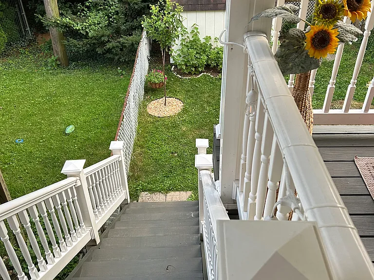 3646 N Hereford Ln — Photo 9
