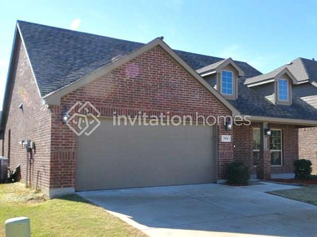 1st image of 724 Lake Sierra Way