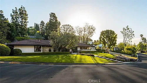 1881 Park Skyline Rd Photo 1